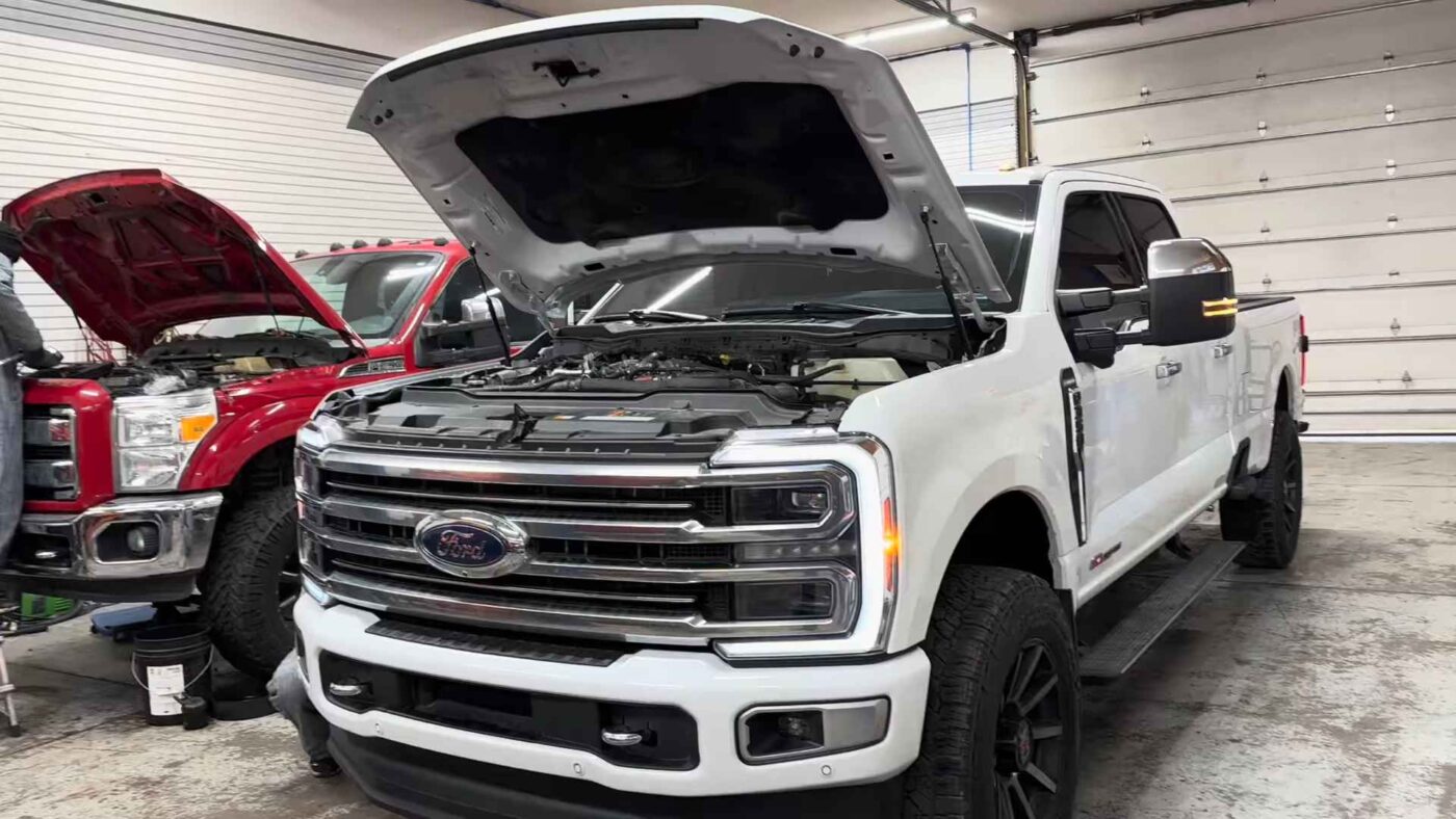 2024 Ford F350 Fit and finish. Quality and functionality Ford limited Vs Ram limited 
https://thedpfdeleteshops.com